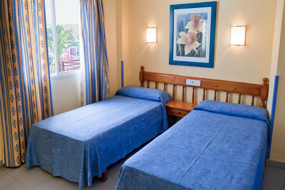 Coral Star Hotel サンアントニオアバド エクステリア 写真