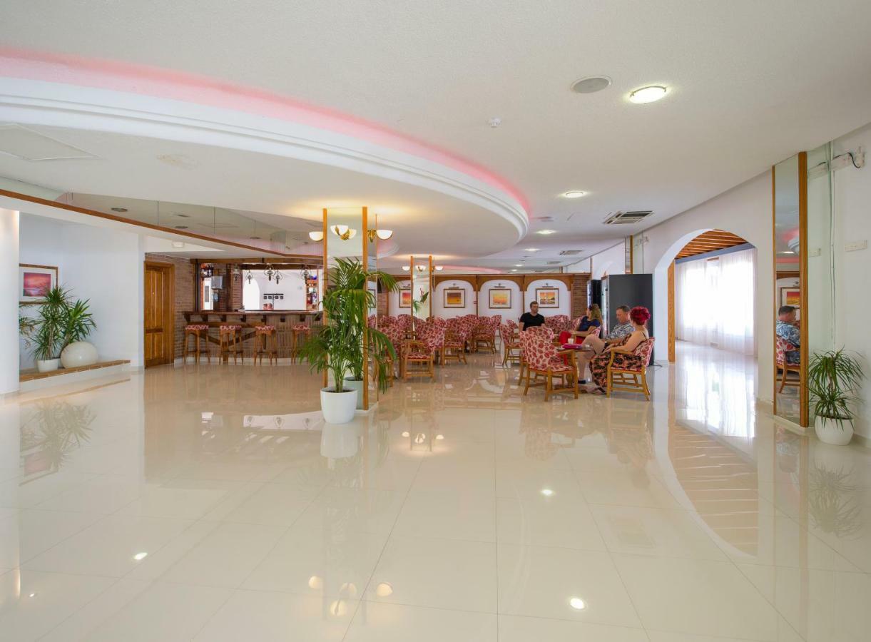 Coral Star Hotel サンアントニオアバド エクステリア 写真